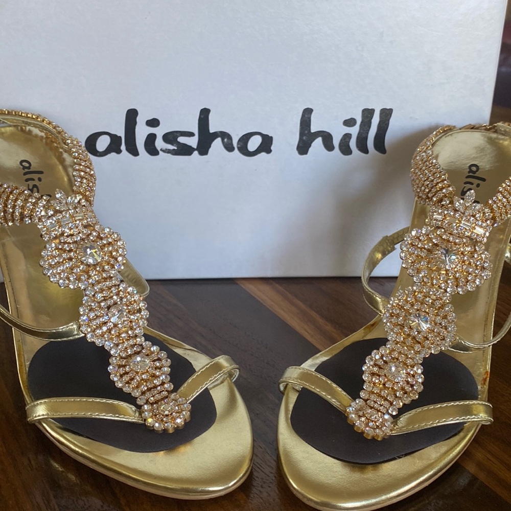 Alisha Hill crystal, gold sandals